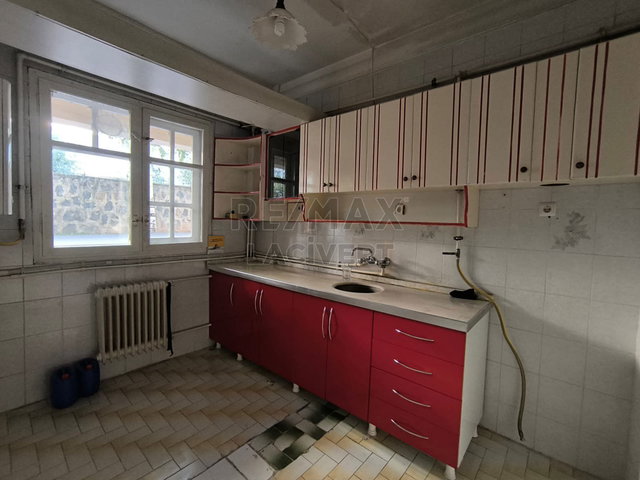 RE/MAX LACİVERT'TEN KAYAKYOLU'NDA KİRALIK 3+1 BODRUM KAT DAİRE