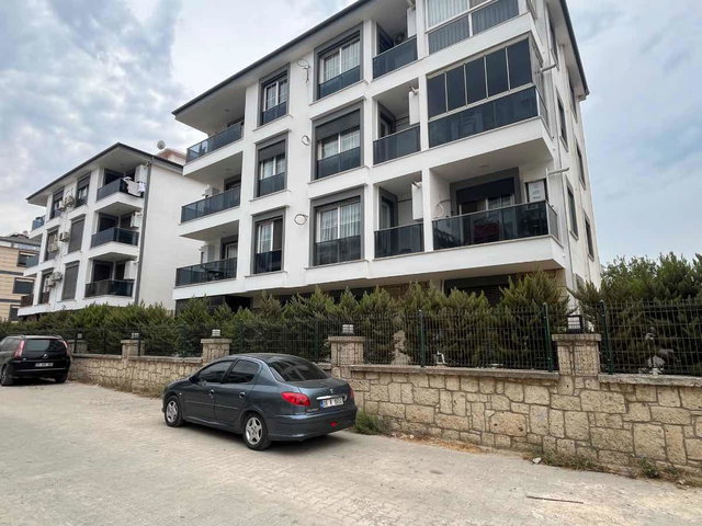 ÇOLAK IBRAHIM BEY MAHALLESI SITE IÇERISINDE BAHÇE KULLANIMLI 2+1 KIRALIK DAİRE