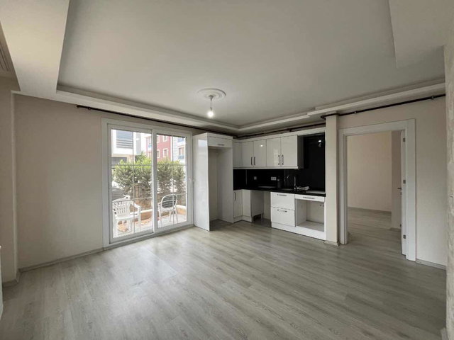 ÇOLAK IBRAHIM BEY MAHALLESI SITE IÇERISINDE BAHÇE KULLANIMLI 2+1 KIRALIK DAİRE