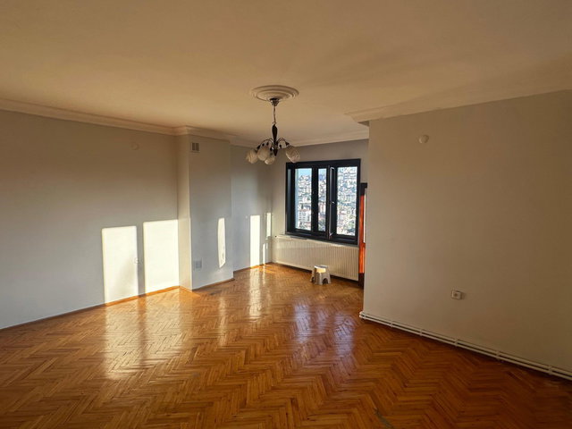ÇENGELKÖY’DE  3+1 | 125 M² BRÜT | BALKONLU | BOŞ KİRALIK DAİRE