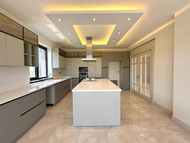GÖLBAŞI BALLIKPINAR AYKACH KONAKLARI 6+1 400M2 VİLLA