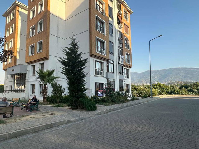 TİRE TOKİ YENİ ETAPTA GİRİŞ KATTA SATILIK 2+1