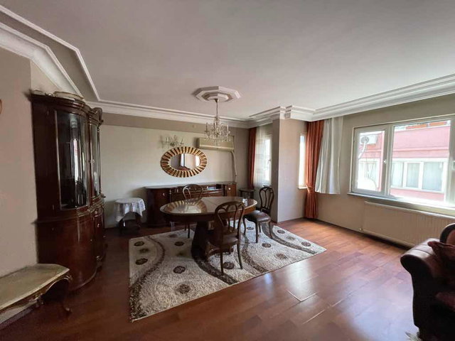 AKDENİZ CADDESİ 3+1 ASANSÖRLÜ BOŞ GENİŞ DAİRE