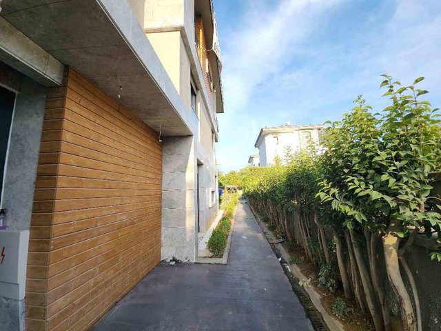 TUZLA POSTAHANE MAH.ULTRA LUXS VILLA KONSEPT'INDE OZEL MIMARILI BAHCE KATI 4+1
