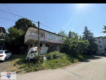 TINAZTEPE'DE 334 M2 ARSA İÇERİSİNDE SATILIK MÜSTAKİL EV