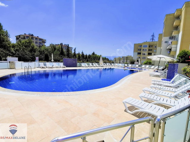 KÖRFEZ KAVANİUM'DA ÖNÜ AÇIK FERAH SATILIK ARA KAT 3+1 DAİRE