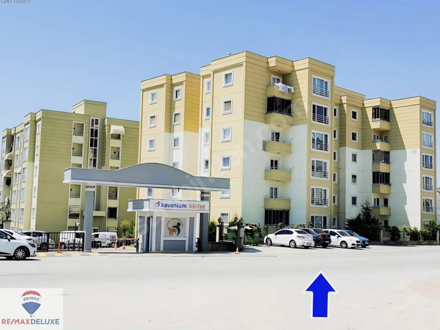 KÖRFEZ KAVANİUM'DA ÖNÜ AÇIK FERAH SATILIK ARA KAT 3+1 DAİRE