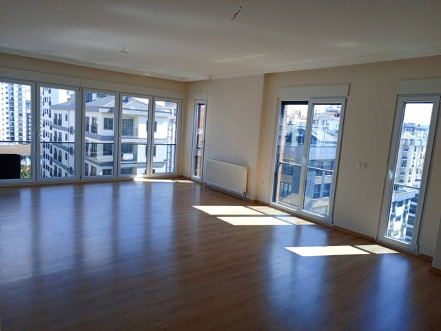 GÖZTEPE BAĞDAT CADDESİNE YAKIN HAVUZLU BÜYÜK 3+1 KİRALIK DAİRE
