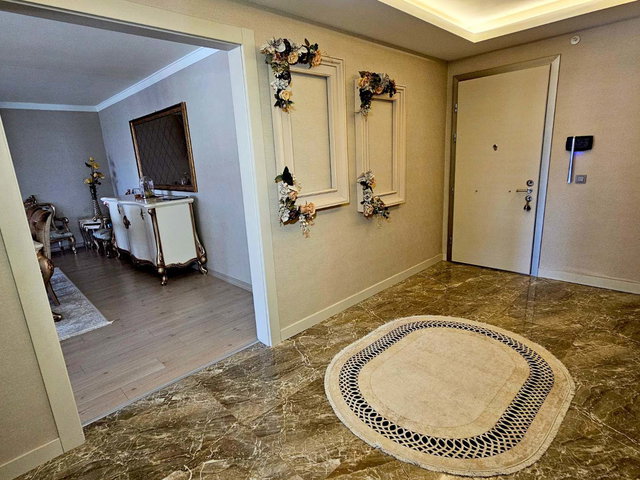 YAŞAMKENT ANKA LIFE PRESTİJ KONUTLARI’NDA SATILIK  5+1 DAİRE