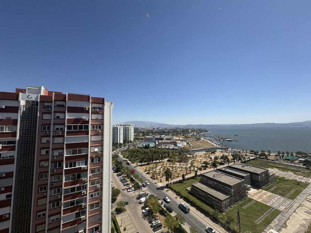 MAVİŞEHİR PAMUKKALE BLOKLARI NDA DENŞZ MANZARALI TADİLATLI 3+1 SATILIK DAİRE