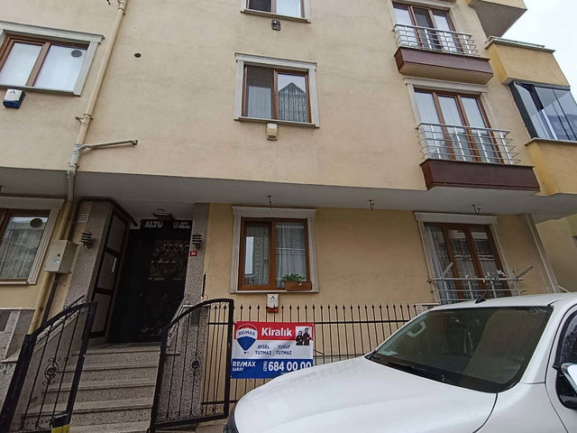TUZLA ORTA MAH.KIRALIK 3+1 ARAKAT DAIRE