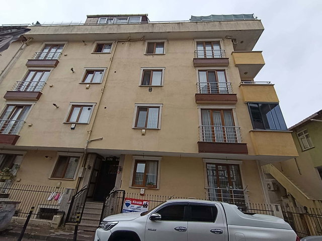 TUZLA ORTA MAH.KIRALIK 3+1 ARAKAT DAIRE