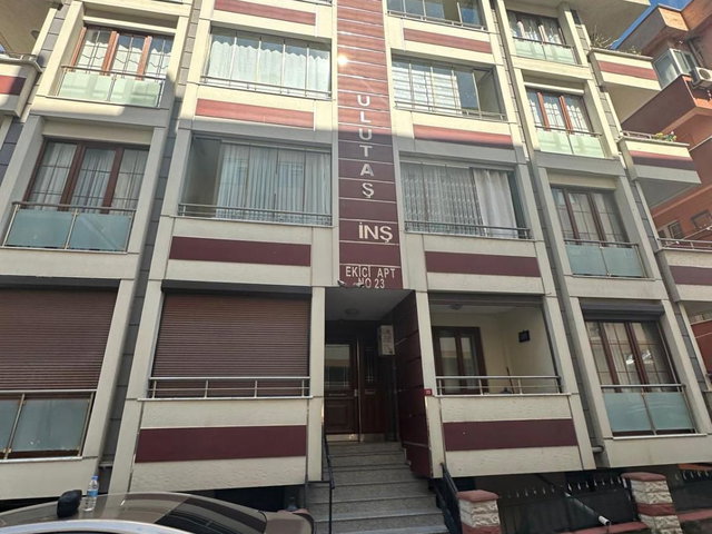 MALTEPE FINDIKLI’DA SATILIK 3+1  DAİTE