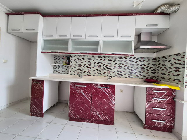 DEMETEVLER MAH'SİNDE ÖZ ELİF SİTESİNDE 2+1 KİRALIK DAİRE