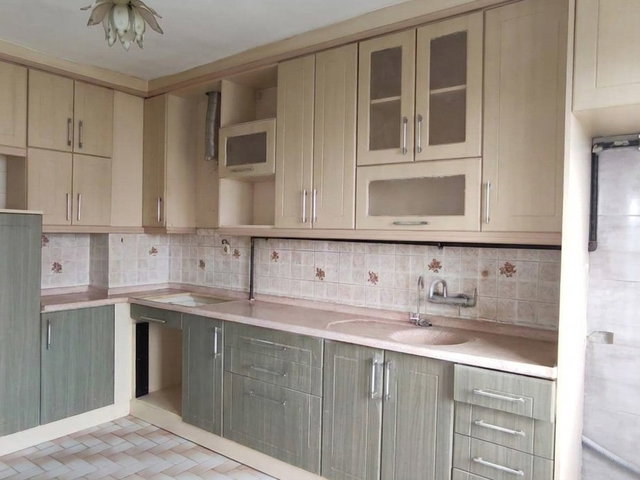 REMAX MODEL DEN SERVERGAZI BAŞAK HEYKELINE YAKIN  2+1 KIRALIK DAIRE