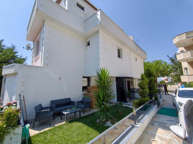 GÜRPINARDA DENIZ MANZARALI, BAŞTAN SONA YENILENMIŞ ÖZEL VILLA