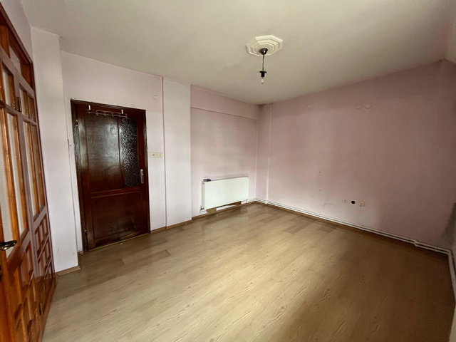 RE/MAX İNCİ'DEN ÜÇPINAR YOLU ÜZERİNDE KİRALIK 3+1 DAİRE