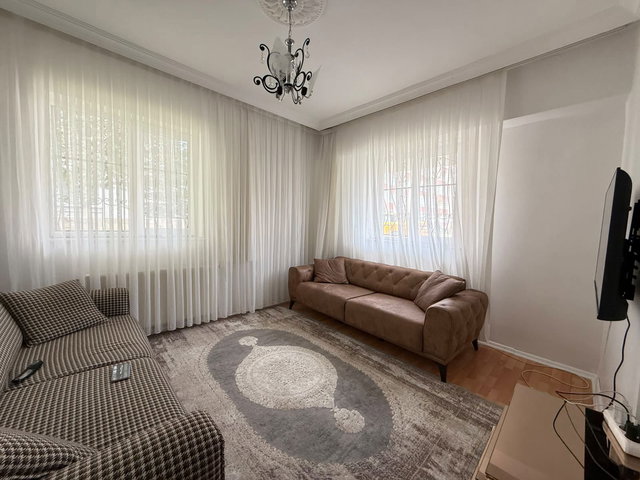 REMAX İLKE'DEN YILDIZKENT'TE 4+1 SATILIK DAİRE