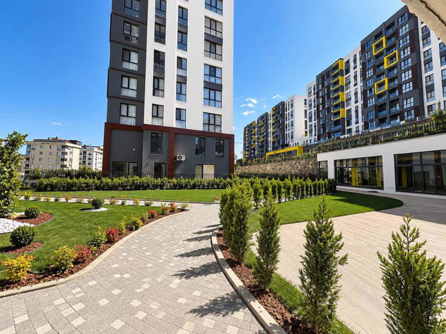 BURCU AYDENİZ RE/MAX'TAN OPTİMUM'DA KİRALIK 2+1 DAİRE