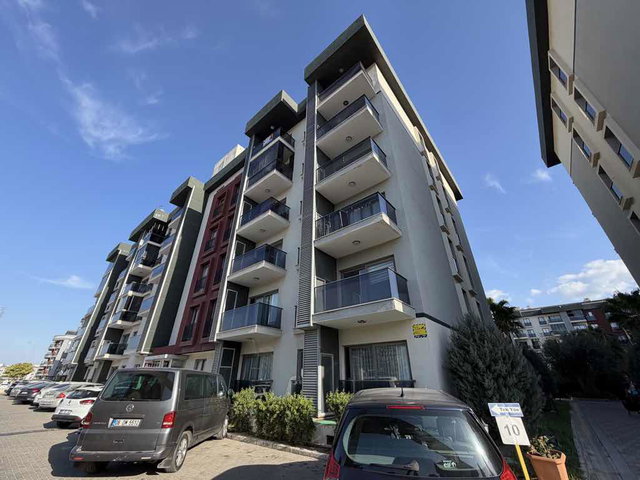 REMAX ARMA’DAN HAVUZLU SİTEDE KİRALIK 3+1 DUBLEKS DAİRE