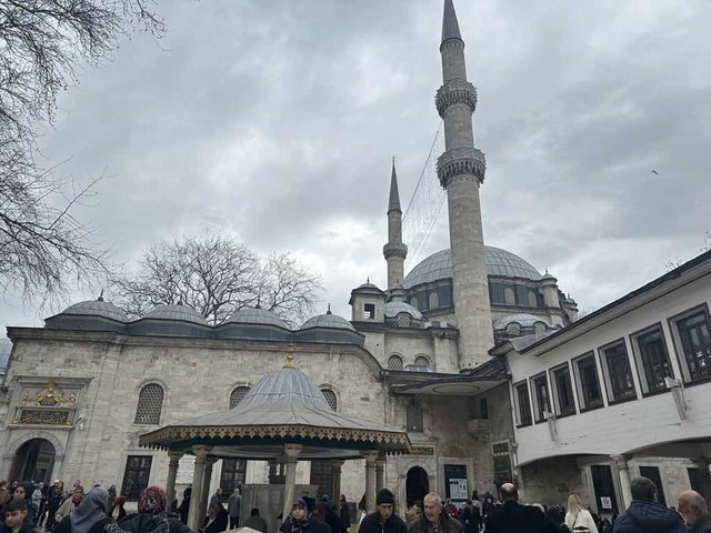 EYÜP SULTANA YÜRÜME MESAFESİNDE 4+1 TERS DUBLEKS