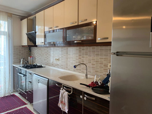 PENDİK KAYNARCA’DA 3+1 | 110 M² BRÜT | 5. KAT | BALKONLU | MERKEZİ ISITMA (PAY ÖLÇER)
