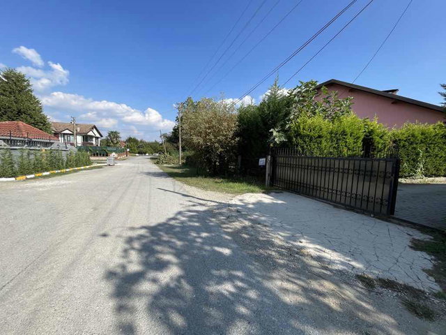 SAPANCA’DA SİTE İÇİNDE EŞYALI 3+1 BAHÇE KATI VİLLA | KREDİYE UYGUN