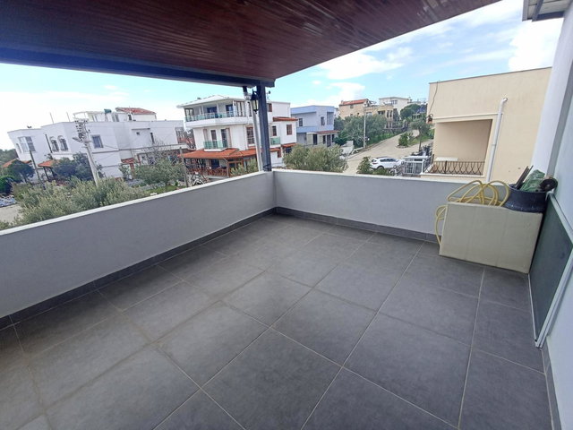 YENİŞAKRAN BOZBURUNDA  7+1, 3 KATLI, 210 M² BRÜT SATILIK VİLLA