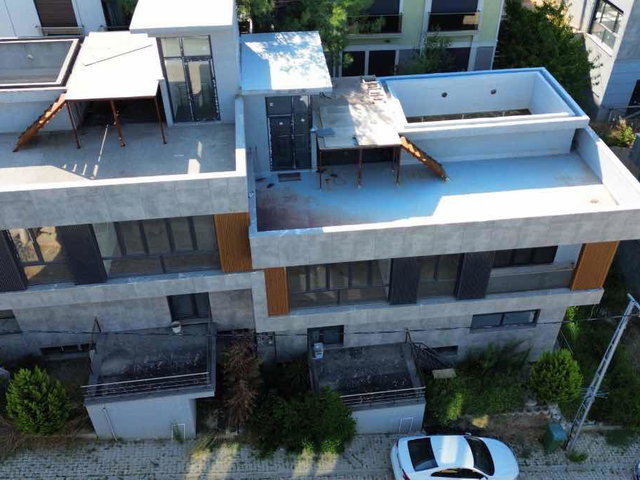 ÇAMLIBELDE SİTESİNDE KİRALIK 3+2 MÜSTAKİL KİRALIK VİLLA