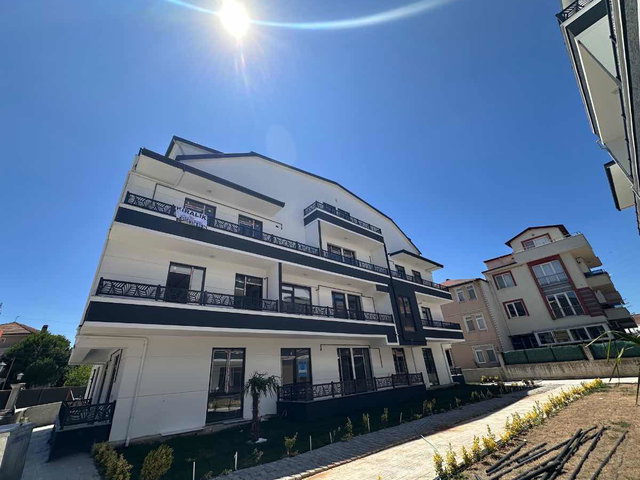 KARTEPE ATAEVLER'DE SIFIR 2+1 KİRALIK ÇATI DUBLEKS DAİRE