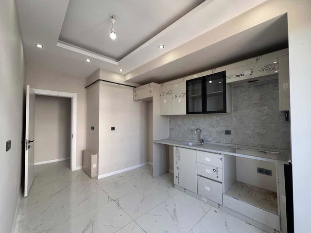 KARTEPE ATAEVLER'DE SIFIR 2+1 KİRALIK ÇATI DUBLEKS DAİRE