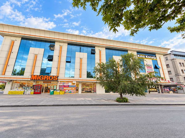 REMAX DEM'DEN ATATÜRK MAH.ANA CADDE DE KİRALIK 1+1 EŞYALI DAİRE