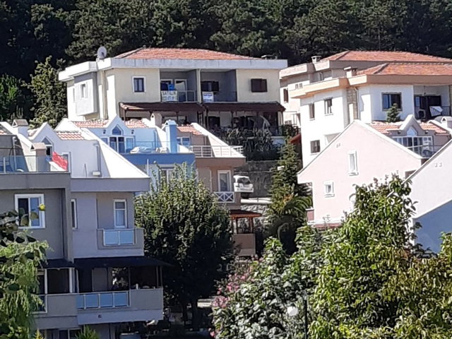 YARISI PEŞİN YARISI TAKSİTLE