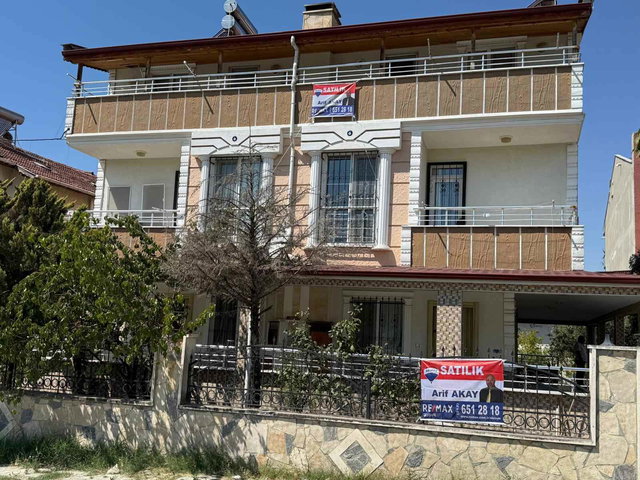YENİÇİFTLİK'İN EN GÜZEL LOKASYONUNDA KUPON İKİZ VİLLA