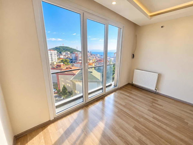DENİZ & DOĞA MANZARALI EBEVEYN BANYOLU 3+1 SATILIK DAİRE