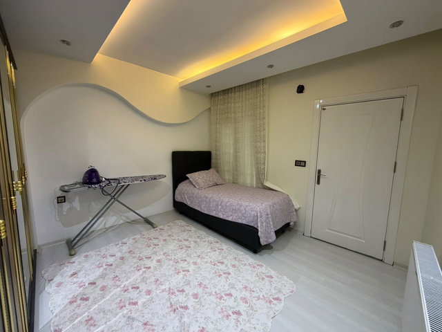 REMAX EDE'DEN SATILIK 2 KATLI BAKIMLI MÜSTAKİL EV