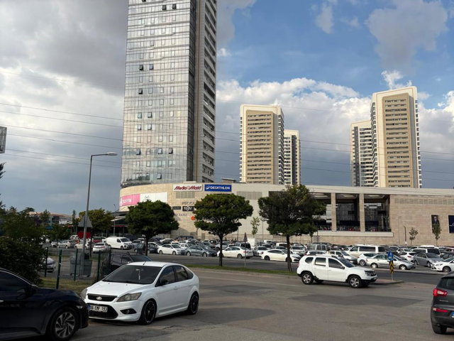 ERYAMAN METROMALL KARŞISI, METROYA YAKIN 2+1 SATILIK DAIRE