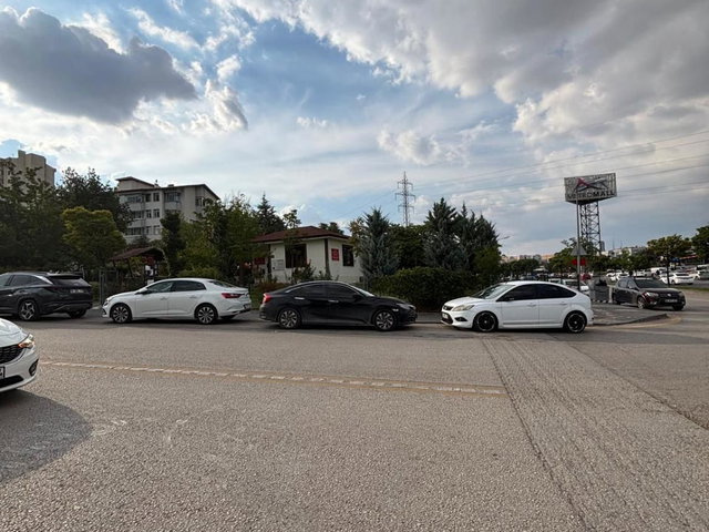 ERYAMAN METROMALL KARŞISI, METROYA YAKIN 2+1 SATILIK DAIRE