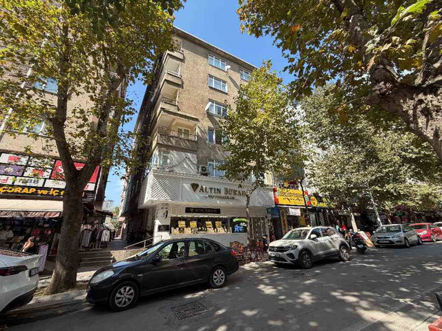 KARTAL CEVİZLİ ÇINAR CADDESİNDE SATILIK 3+1 DAİRE
