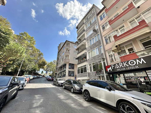 İZMİT MERKEZDE İÇİ FULL YAPILI 3+1 SATILIK DAİRE
