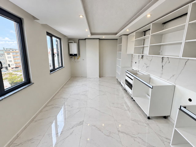 ÇAYIROVA İNÖNÜ’DE DENİZ MANZARALI ASANSÖRLÜ LÜSK 2+1 DAİRE