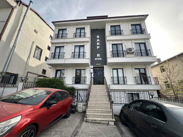 İZMİT BAĞÇEŞMEDE KULLANIŞLI BAHÇE DUBLEKS
 2+1 EŞYALI DAİRE