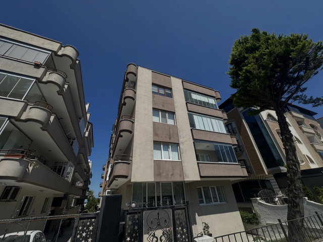 REMAX BARLAS GÜRLERDEN ATAKUM SAHİLDE ÖZEL YAPIM DUBLEX DAİRE