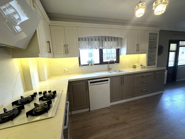REMAX BARLAS GÜRLERDEN ATAKUM SAHİLDE ÖZEL YAPIM DUBLEX DAİRE