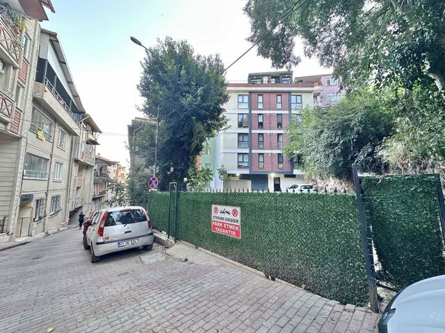 İZMİT MERKEZDE 2+1 ASANSÖR VE OTOPARKLI SATILIK DAİRE