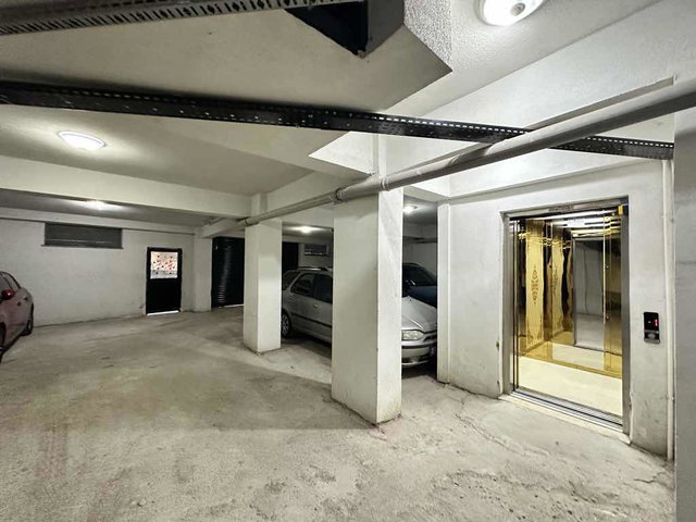 İZMİT MERKEZDE 2+1 ASANSÖR VE OTOPARKLI SATILIK DAİRE