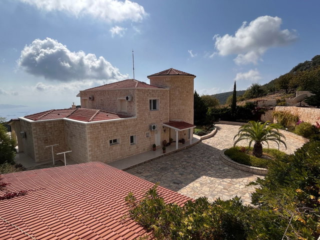 KAŞ YENİKÖYDE SARAY YAVRUSU 5+1 FULL EŞYALI MÜSTAKİL VİLLA