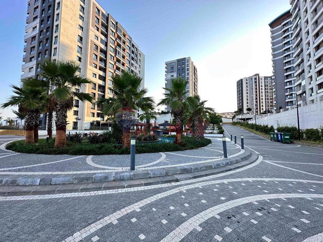 İZMİT TUANA EVLERİ 3.ETAPTA

 3+1 ARAKAT EBEVEYN BANYOLU SATILIK DAİRE
