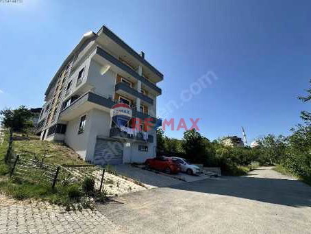 İZMİT KURU ÇEŞMEDE 3+1 ASANSÖRLÜ SIFIR DAİRE