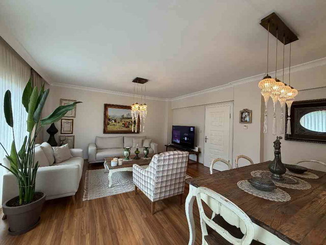REMAX EMEL KARAGÖZ SERDİVAN 214 M² ARSA PAYLI FOURLEX VİLLA